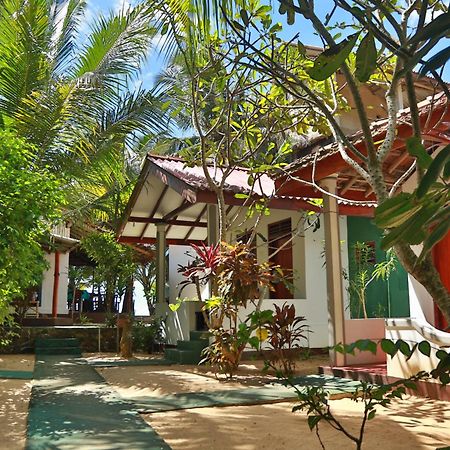 Panorama Rock Cafe Bed & Breakfast Tangalle Eksteriør bilde