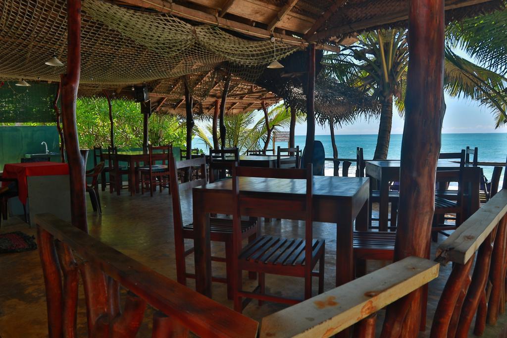 Panorama Rock Cafe Bed & Breakfast Tangalle Eksteriør bilde