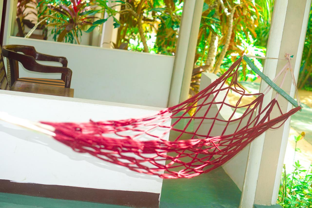 Panorama Rock Cafe Bed & Breakfast Tangalle Eksteriør bilde